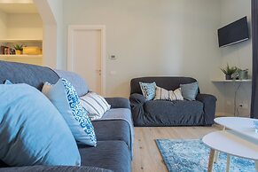 Lakeview Apartments by Rent All Como