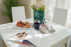 Lakeview Apartments by Rent All Como