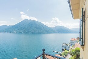 Lakeview Apartments by Rent All Como