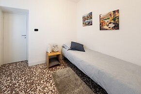 Family Nest on Lake Como by Rent all Como