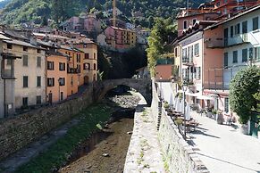 Family Nest on Lake Como by Rent all Como