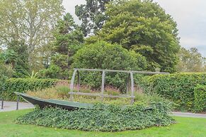 La Piazza di Cernobbio by Rent all Como