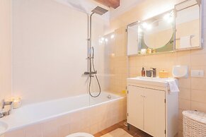 La Piazza di Cernobbio by Rent all Como