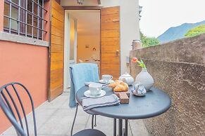 La Piazza di Cernobbio by Rent all Como