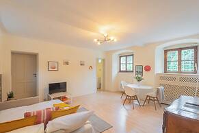 La Piazza di Cernobbio by Rent all Como