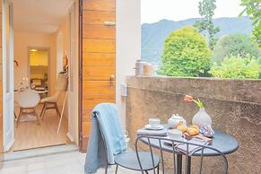 La Piazza di Cernobbio by Rent all Como