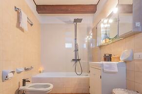 La Piazza di Cernobbio by Rent all Como