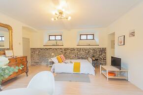 La Piazza di Cernobbio by Rent all Como