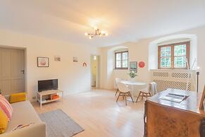 La Piazza di Cernobbio by Rent all Como