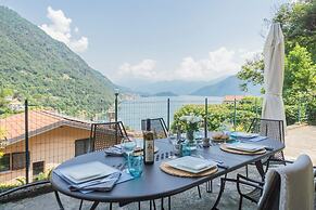 Harmony on the Lake by Rent all Como
