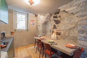 Urio's Castle Suites by Rent all Como