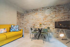 Urio's Castle Suites by Rent all Como