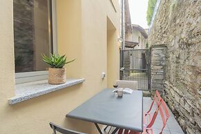 Urio's Castle Suites by Rent all Como