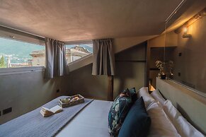 Urio's Castle Suites by Rent all Como