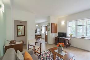 La Quiete With Private Garden by Rent all Como