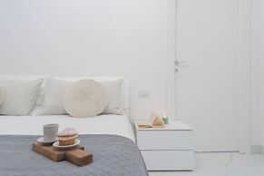 Luce Apartment by Rent all Como