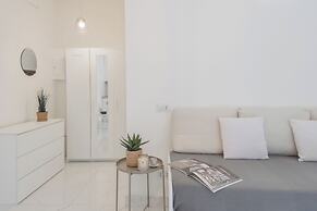 Luce Apartment by Rent all Como