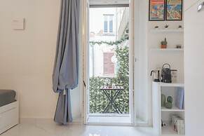 Luce Apartment by Rent all Como