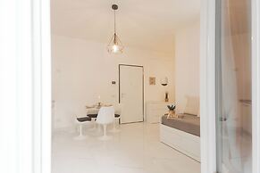 Luce Apartment by Rent all Como