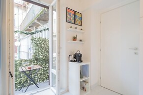 Luce Apartment by Rent all Como