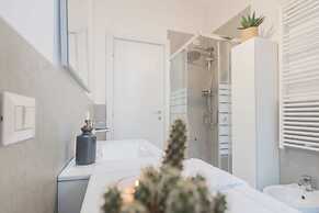 Luce Apartment by Rent all Como