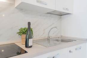 Luce Apartment by Rent all Como