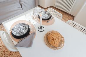 Nonna Tere Apartment by Rent all Como