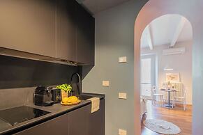 OC Lake Love by Rent all Como