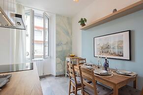 Old Court Hideaway by Rent all Como