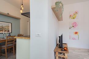 Old Court Hideaway by Rent all Como