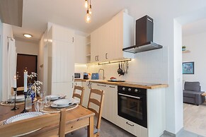 Old Court Hideaway by Rent all Como