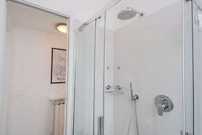 Old Court Hideaway by Rent all Como