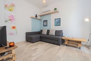 Old Court Hideaway by Rent all Como