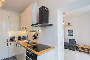 Old Court Hideaway by Rent all Como