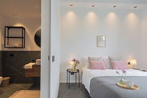 Piccola Como Lotus by Rent all Como