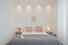 Piccola Como Lotus by Rent all Como