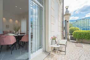 Piccola Como Lotus by Rent all Como