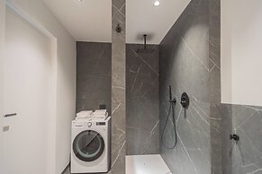 Piccola Como Lotus by Rent all Como