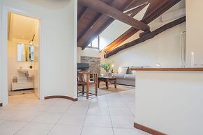 Plinio 10 by Rent all Como