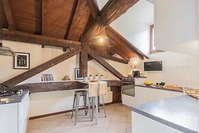 Plinio 10 by Rent all Como