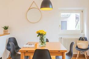 Ponente Balcony & Garden by Rent all Como