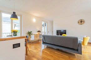 Ponente Balcony & Garden by Rent all Como