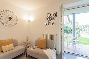 Ponente Balcony & Garden by Rent all Como