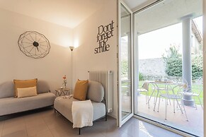 Ponente Balcony & Garden by Rent all Como