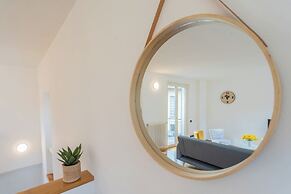 Ponente Balcony & Garden by Rent all Como