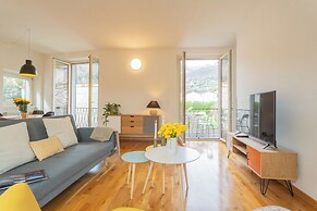 Ponente Balcony & Garden by Rent all Como