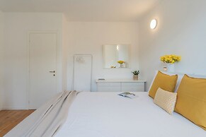 Ponente Balcony & Garden by Rent all Como