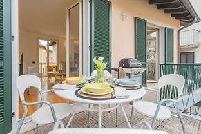 Ponente Balcony & Garden by Rent all Como