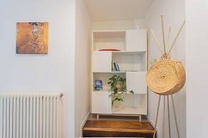 Ponente Balcony & Garden by Rent all Como