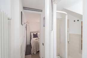 Pretty Studio in Old Town by Rent all Como